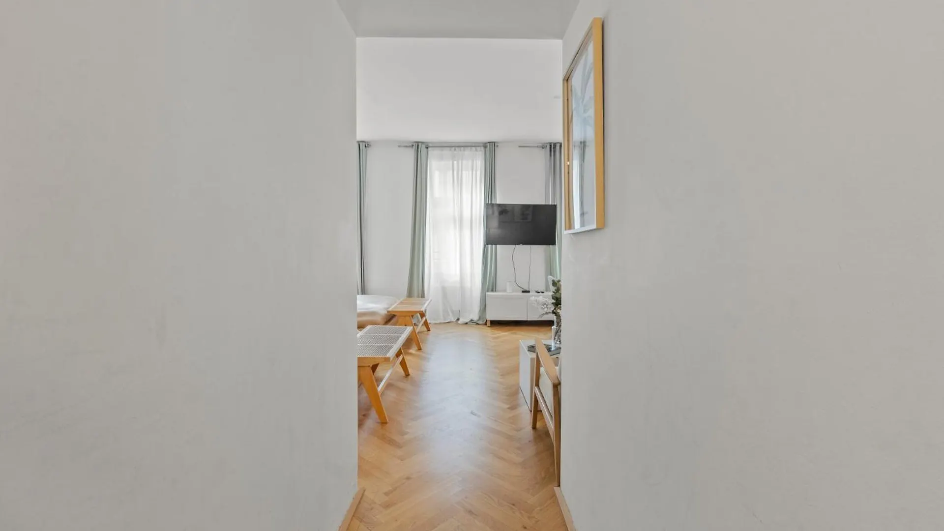 City Apartment, Two Metro Stations To Hauptbahnhof Wenen 0*,