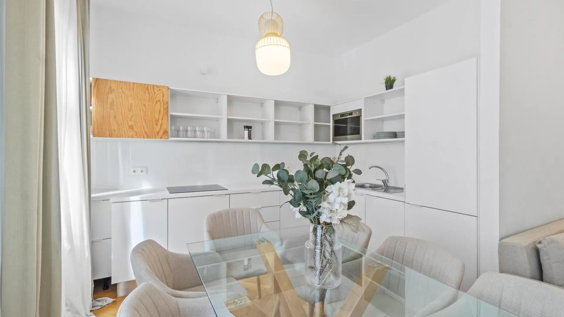 City Apartment, Two Metro Stations To Hauptbahnhof Vienna
