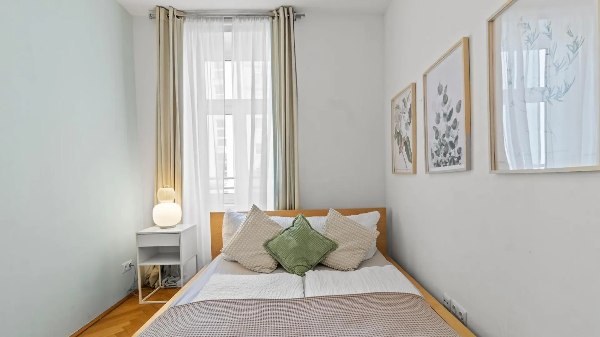 City Apartment, Two Metro Stations To Hauptbahnhof Vienna